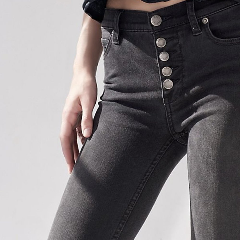 Free People Reagan Button Skinny Jeans